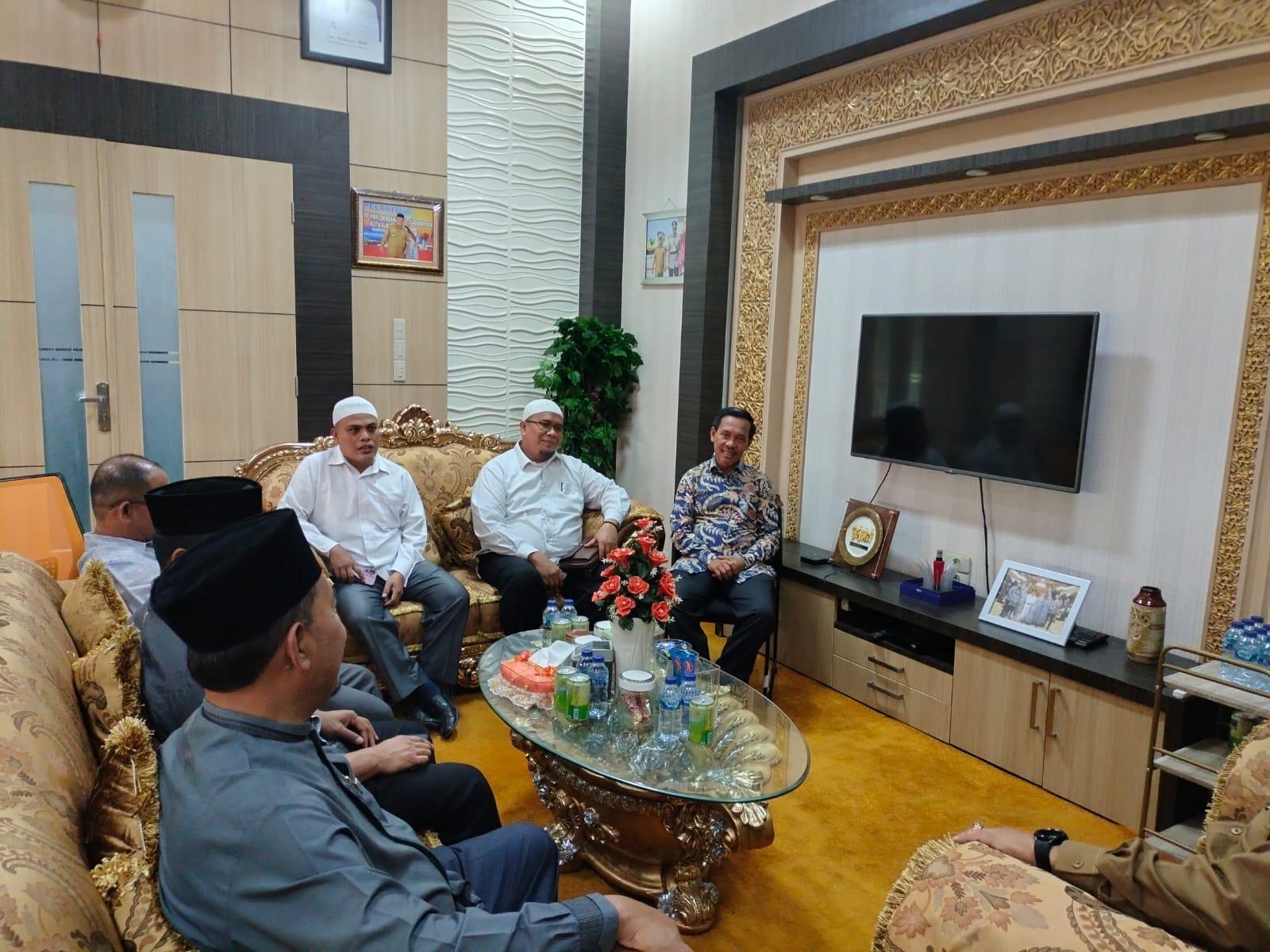UNIVA DAN WALIKOTA SUBULUSSALAM MOU BEASISWA PIAUD